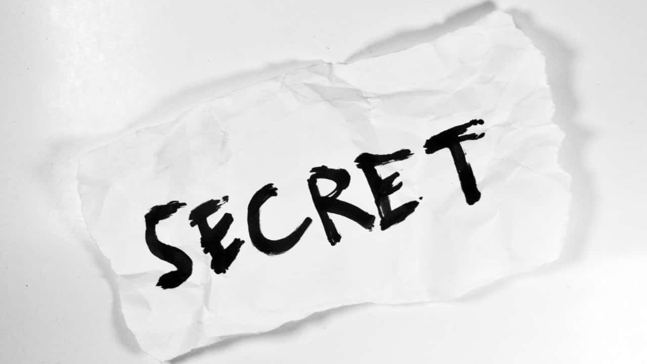 poster Bí mật không thể nói Secret